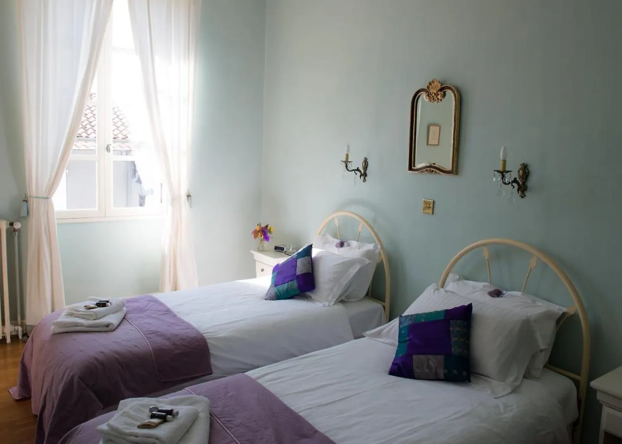 Le Petit Cochon Bed & Breakfast Valence-sur-Baise 0*,  France
