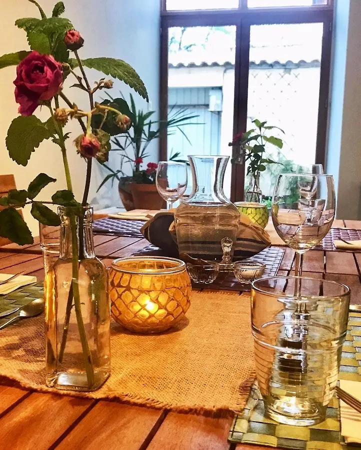 Bed and Breakfast Le Petit Cochon Valence-sur-Baise 0*,